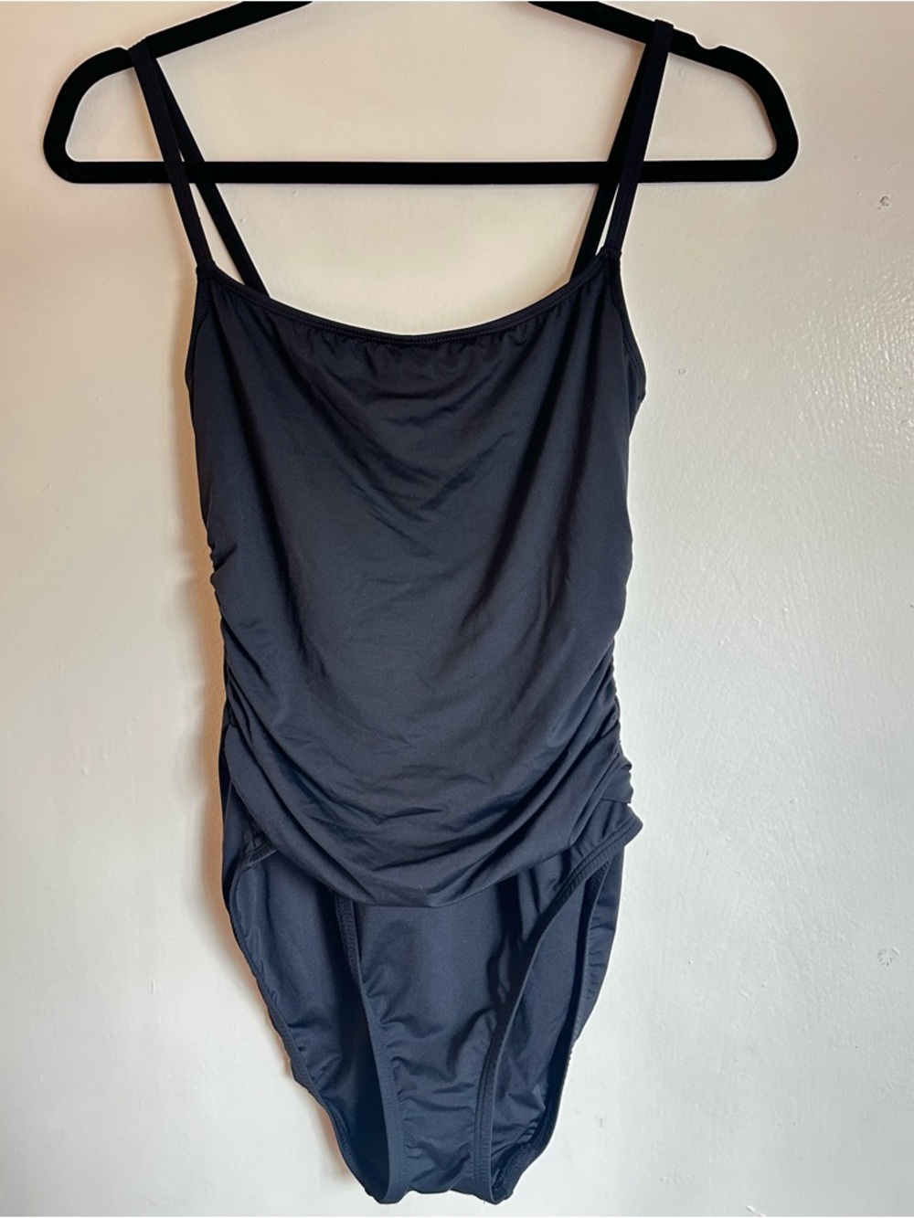 La Blanca Black One-Piece Swimsuit with ruche side size medium